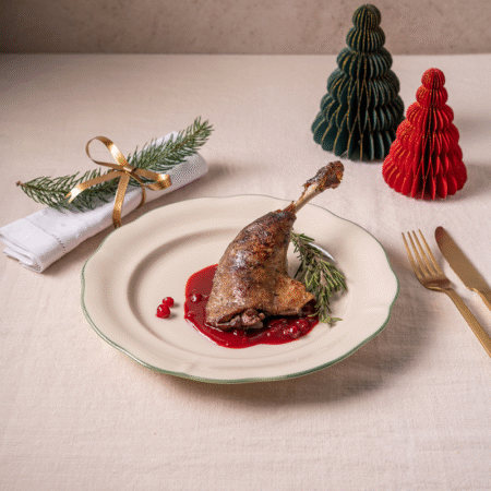 Konfitowane udo kaczki z sosem żurawinowym 2 szt.